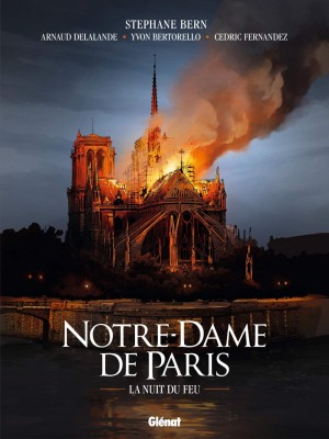 Notre Dame Płonie
