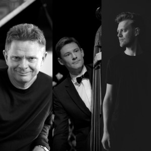 Jarosław Kostka Trio: Extraordinary Standards