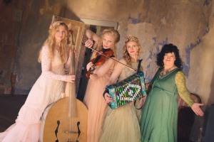 Naised köögis (Estonia) – koncert i potańcówka