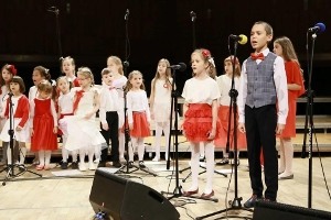 Koncert nie tylko dla dzieci z cyklu "Śpiewajmy z Agatą Steczkowską".  "U żłóbka..."