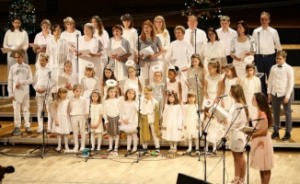 Koncert nie tylko dla dzieci z cyklu "Śpiewajmy z Agatą Steczkowską" - "Przylecieli Aniołkowie"
